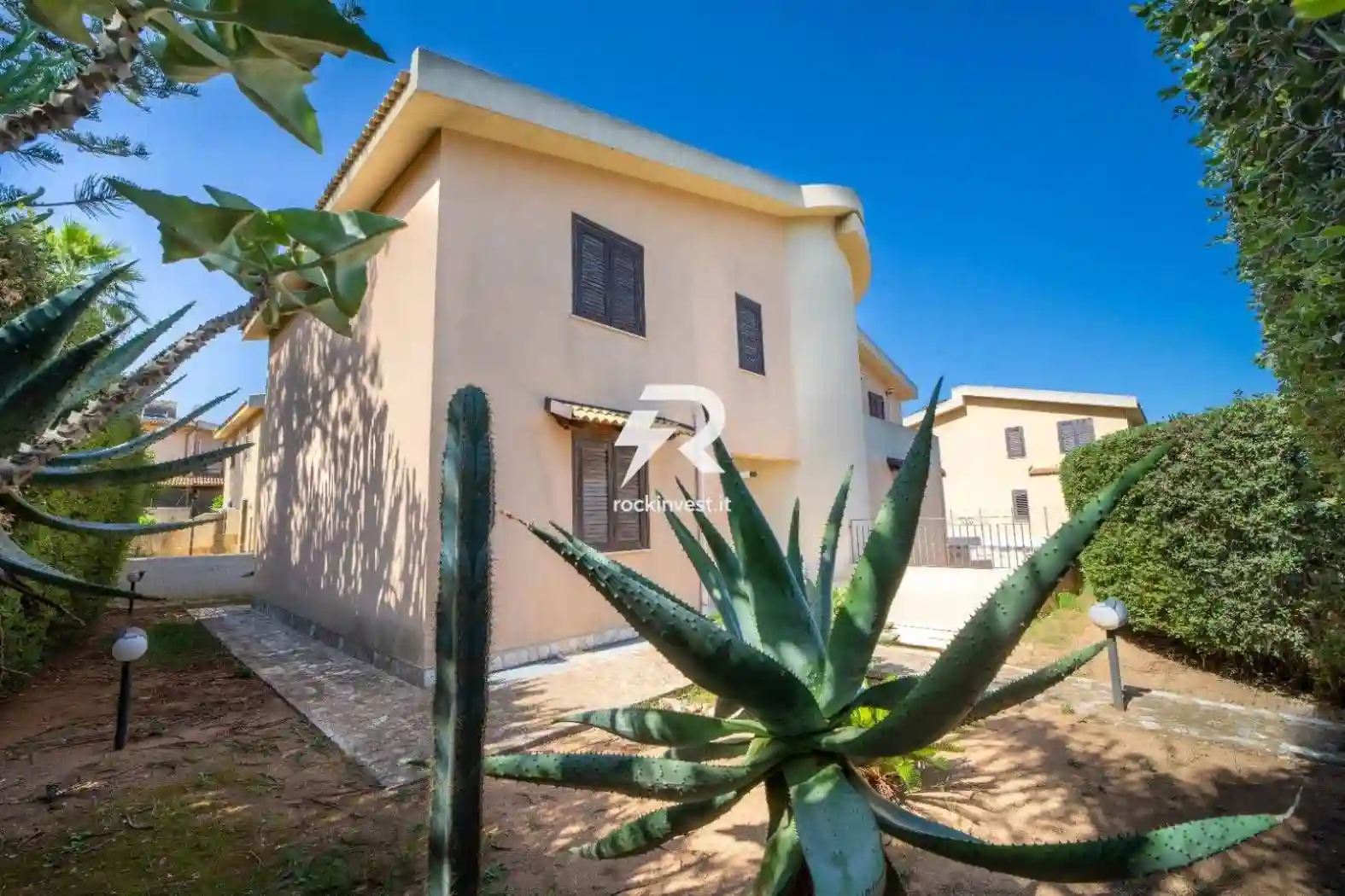 Villa - foto 2