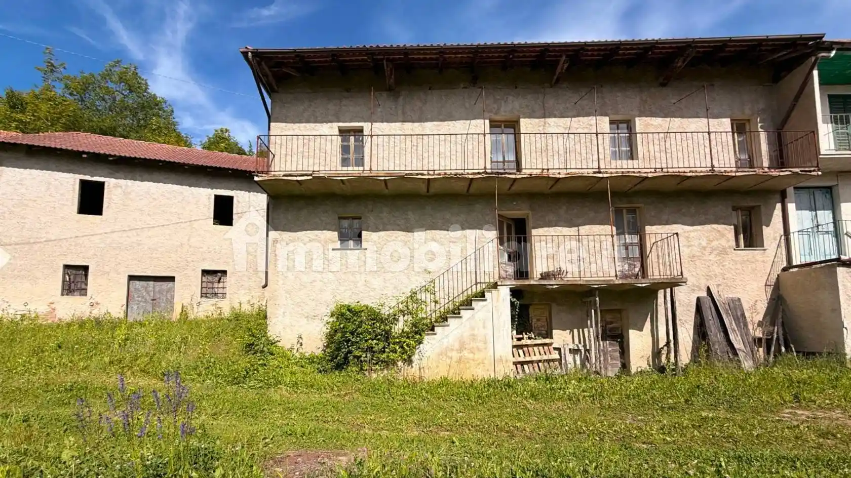 Rustico - Casale in vendita a Mombarcaro