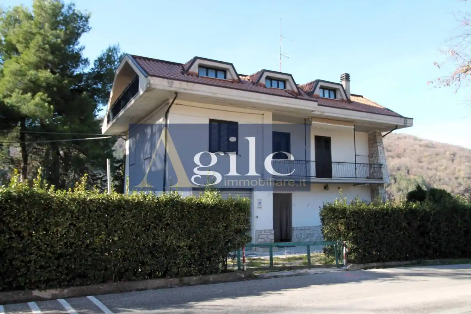 Casa indipendente in vendita a Ascoli Piceno