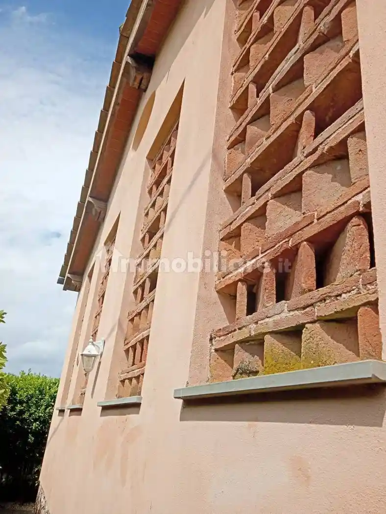 Villa in vendita a Pisa
