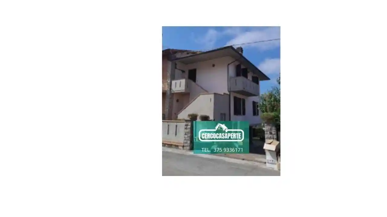 Appartamento in vendita a Sinalunga