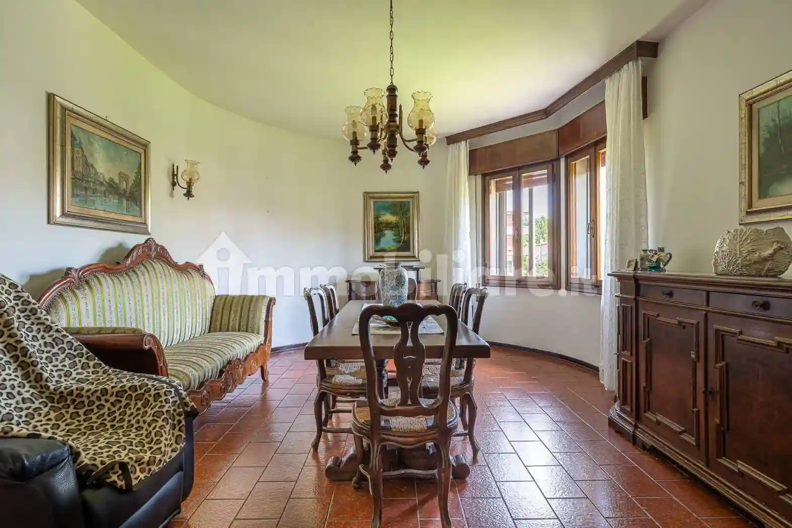 Villa - foto 2