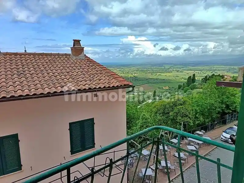 Appartamento in vendita a Castagneto Carducci