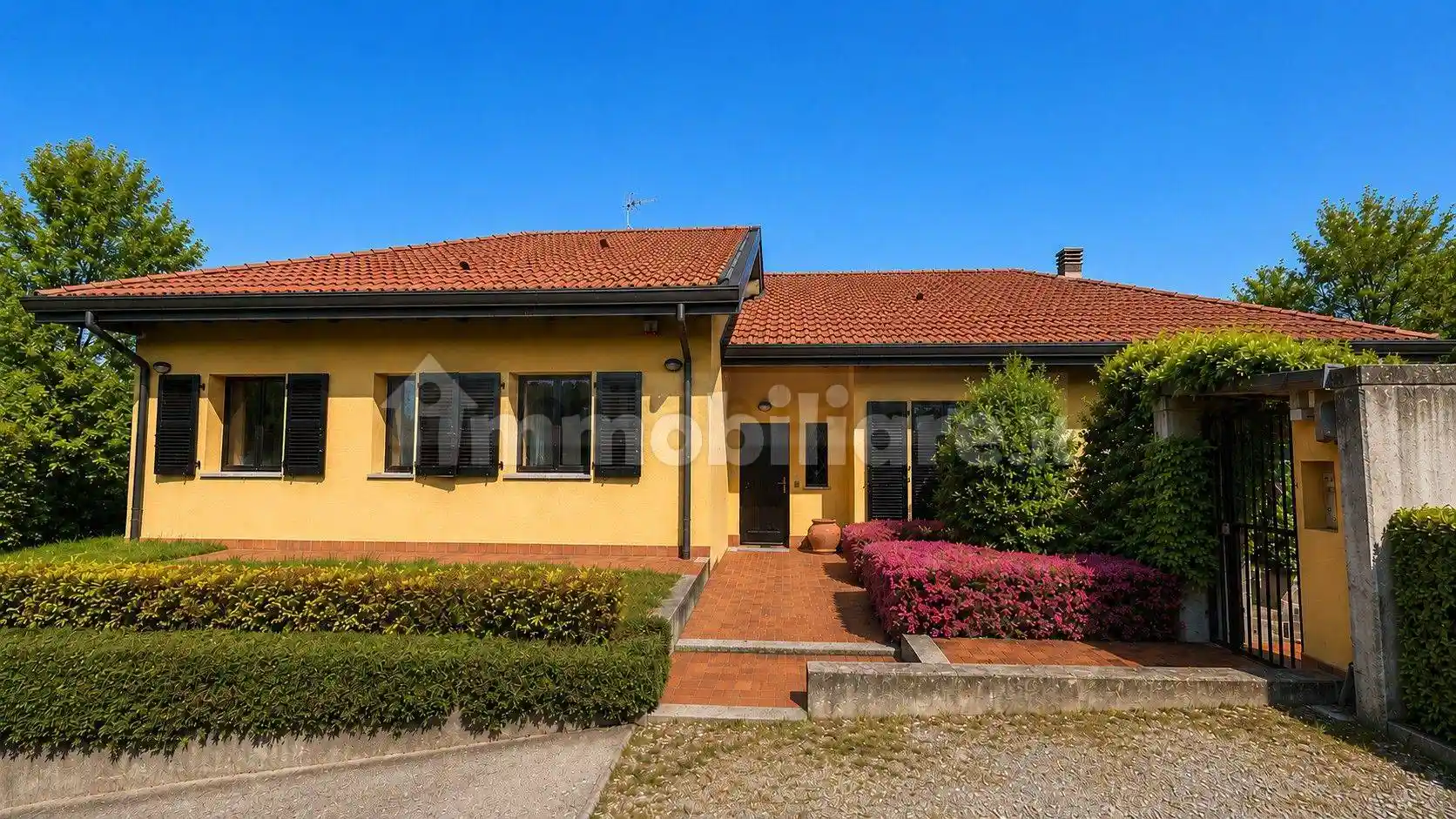 Villa in vendita a Morazzone