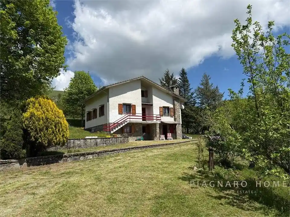 Casa indipendente in vendita a Zeri