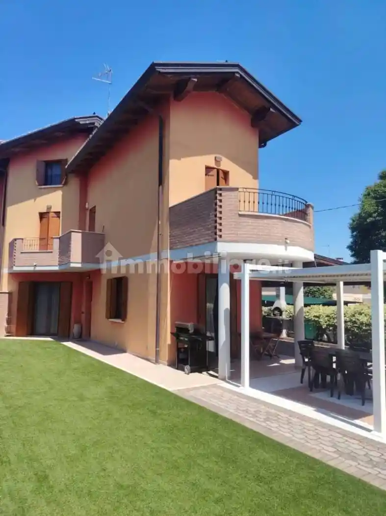 Villa in vendita a Fossalta di Portogruaro