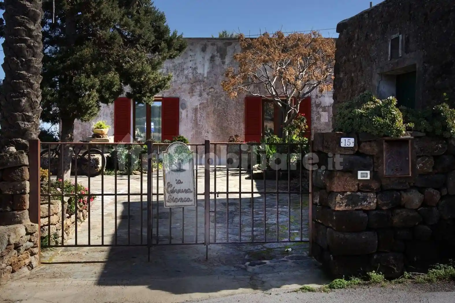 Villa in vendita a Pantelleria