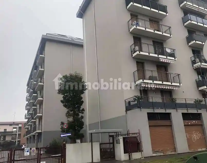 Appartamento in vendita a Garbagnate Milanese