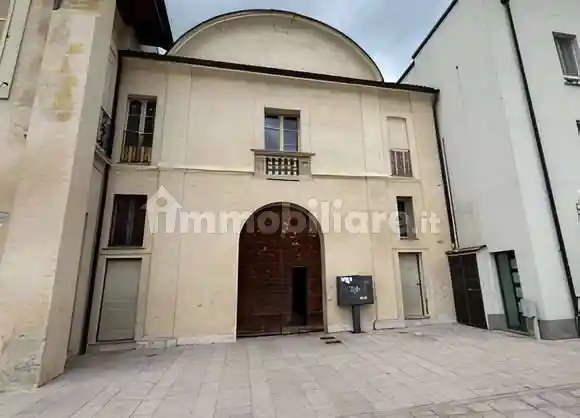 Appartamento in vendita a Locate di Triulzi