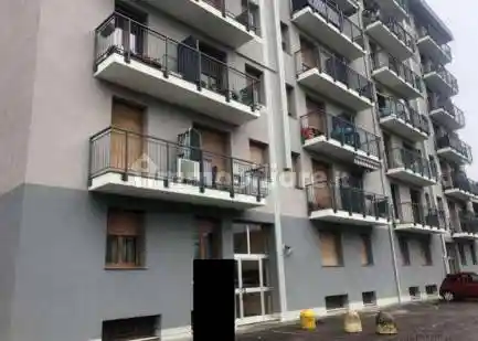 Appartamento in vendita a Garbagnate Milanese