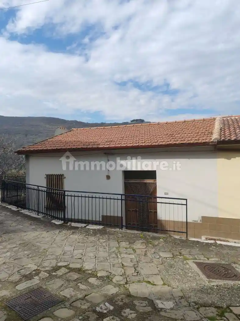 Appartamento in vendita a Cersosimo