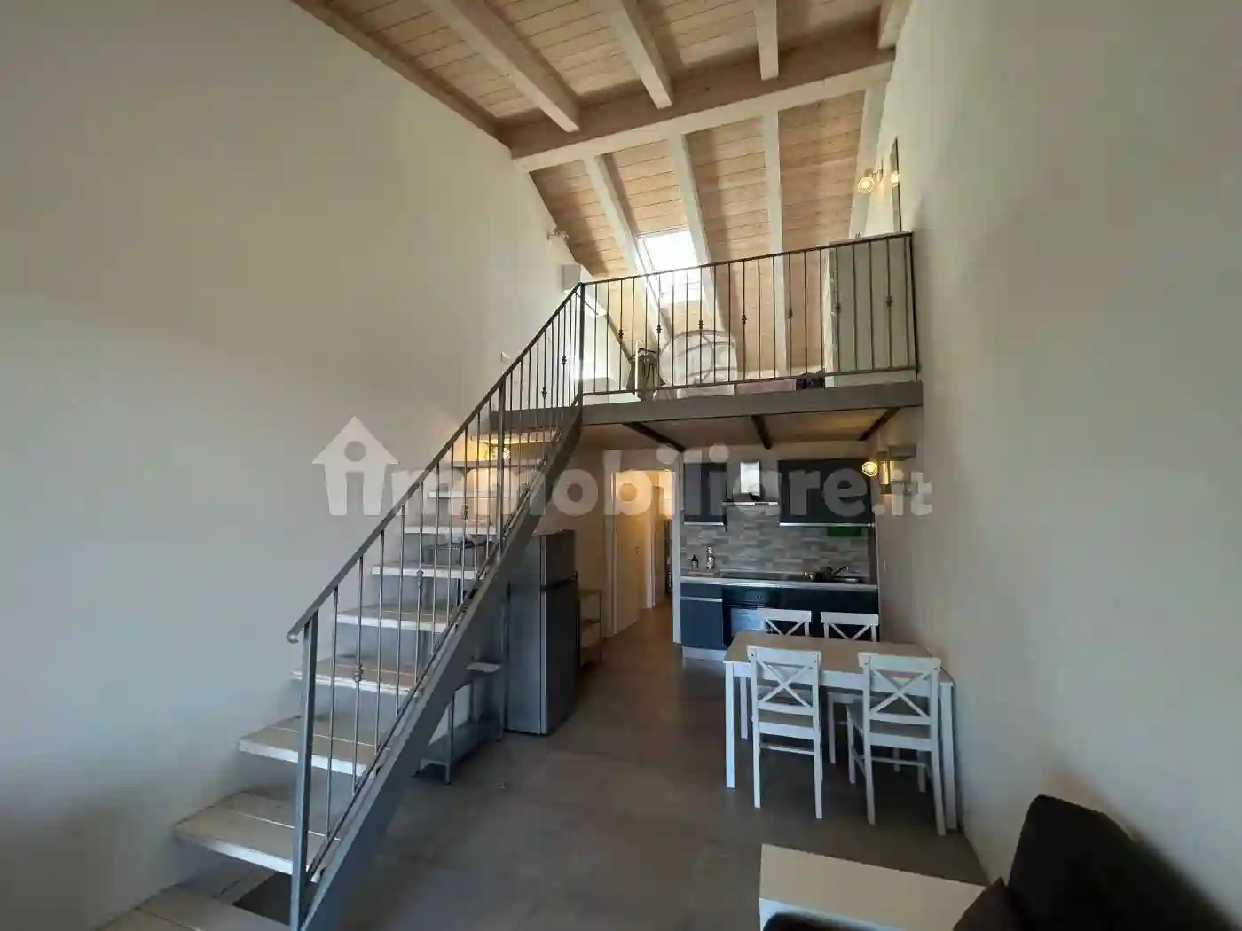 Loft - foto 4