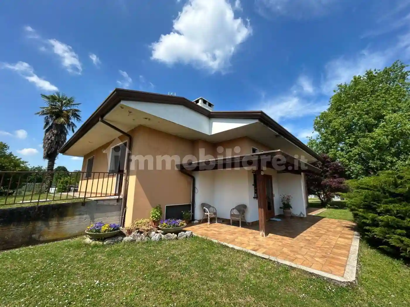 Villa - foto 2