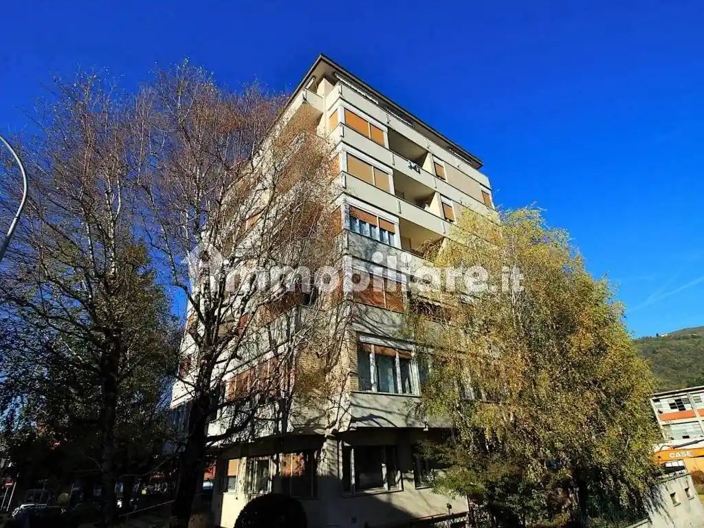 Appartamento in vendita a Como