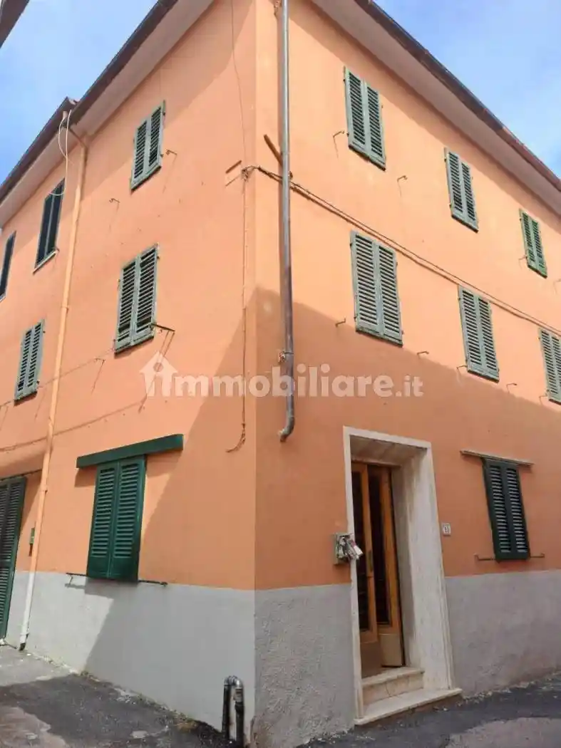 Casa indipendente in vendita a Calci