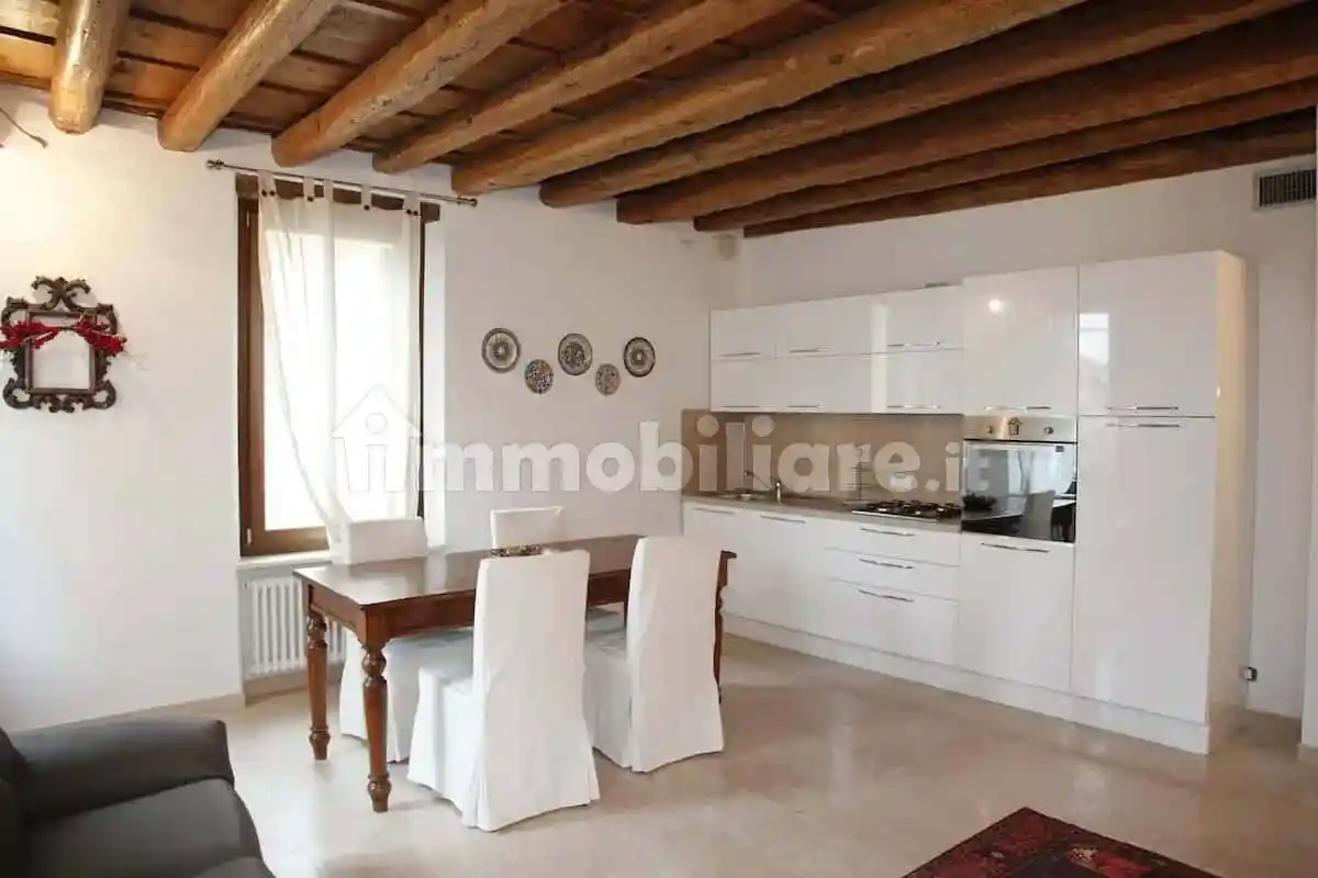 Appartamento in affitto a Verona