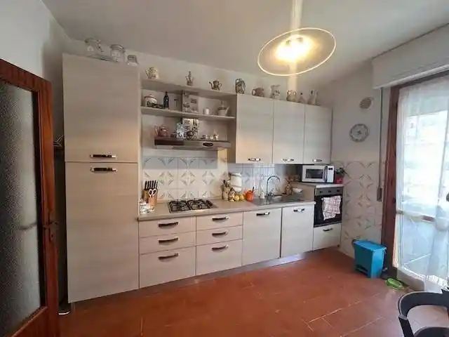 Appartamento in vendita a Cascina
