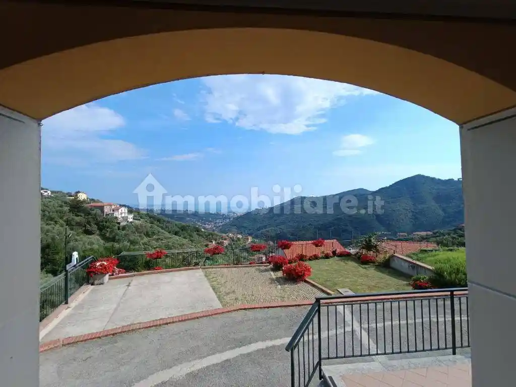Appartamento in affitto a Leivi