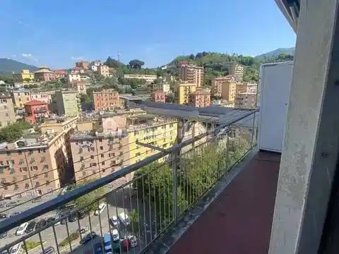 Appartamento in vendita a Genova