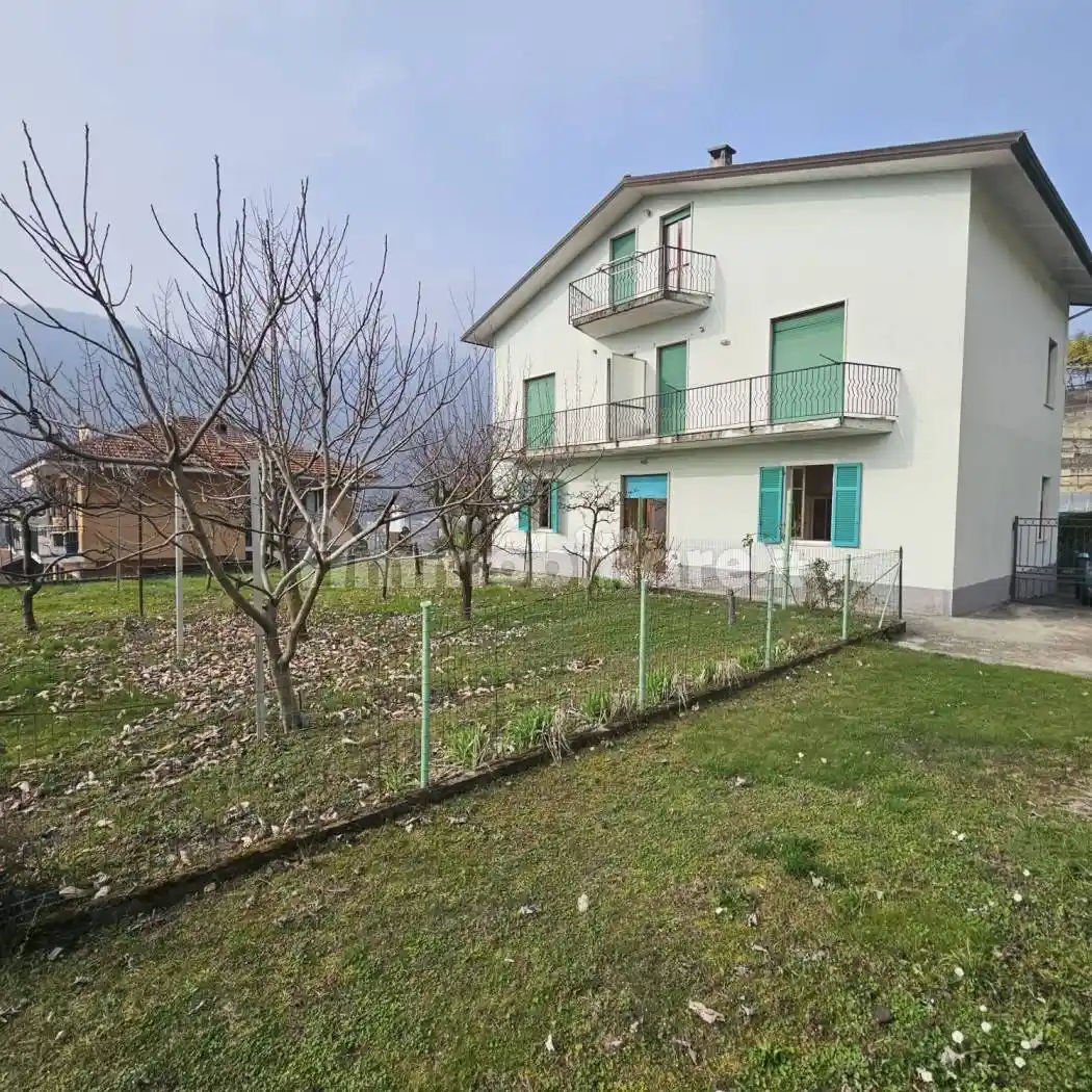 Villa in vendita a Omegna