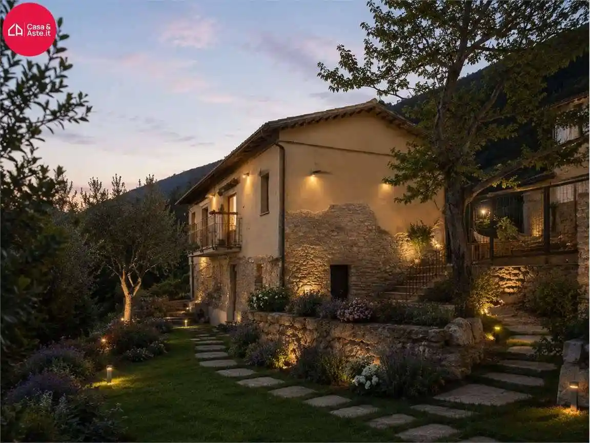 Villa in vendita a Serrapetrona