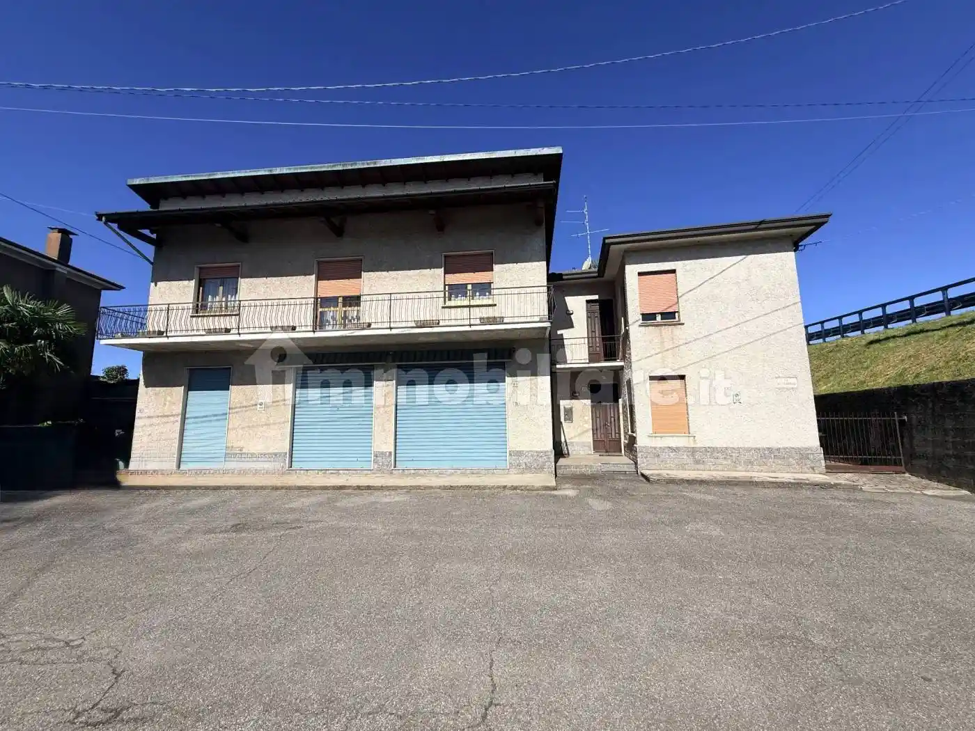 Casa indipendente in vendita a Cavaria con Premezzo