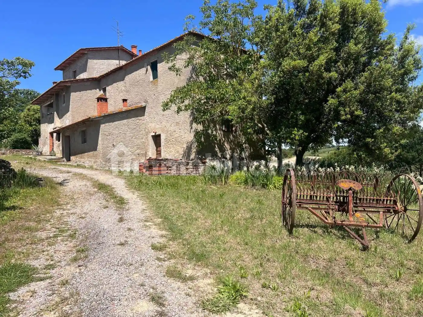Rustico - Casale in vendita a Lucignano