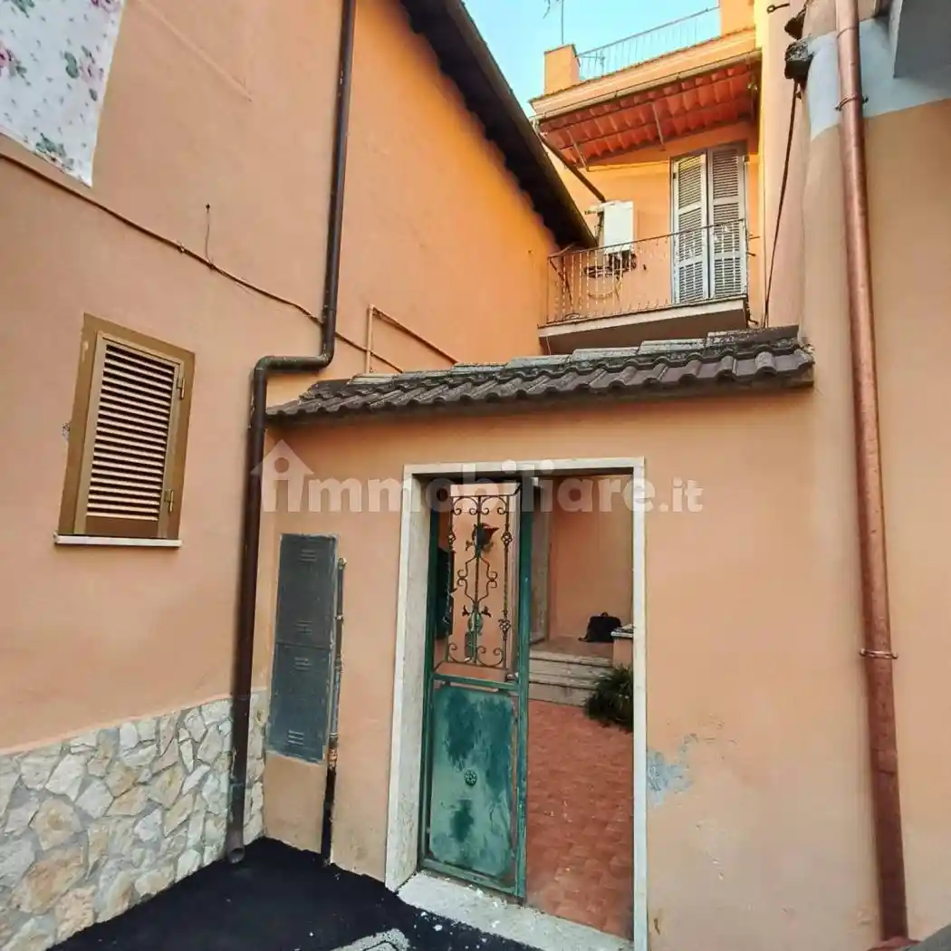 Appartamento in vendita a Palombara Sabina