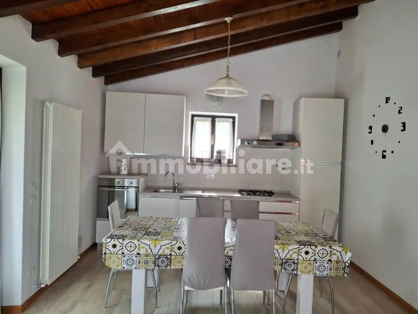 Casa indipendente in vendita a Selvino