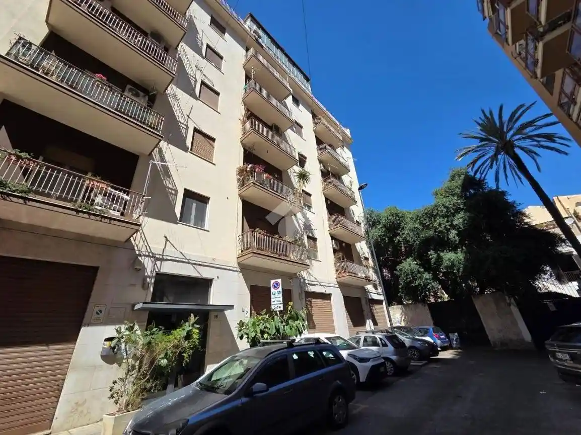 Appartamento in vendita a Palermo