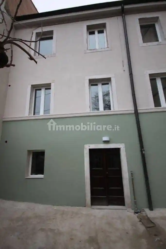 Appartamento in affitto a Trieste
