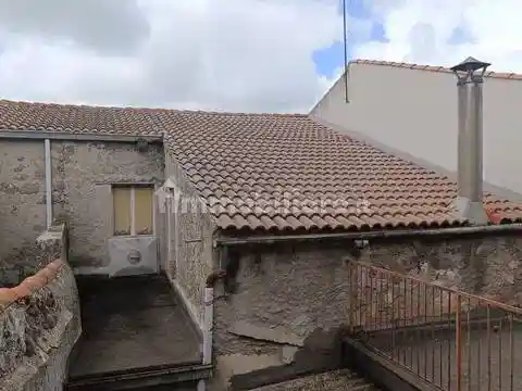 Palazzo - Edificio in vendita a Bonorva