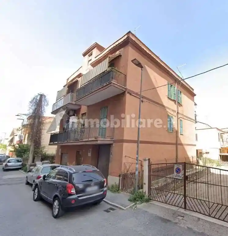 Appartamento in vendita a Guidonia Montecelio