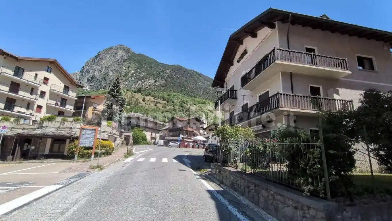 Appartamento in vendita a Valpelline