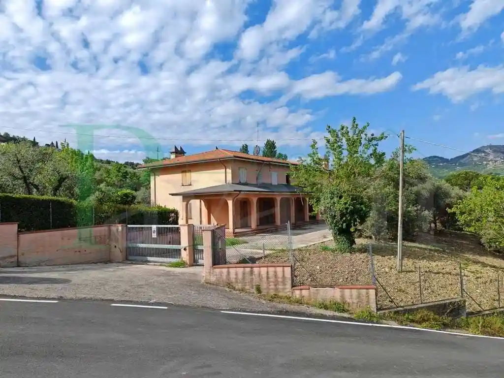 Villa in vendita a Verucchio