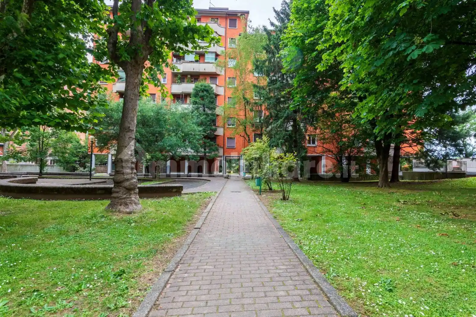 Appartamento in vendita a Arese