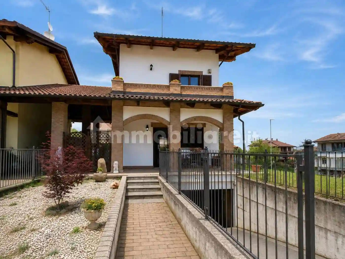 Villa - foto 2