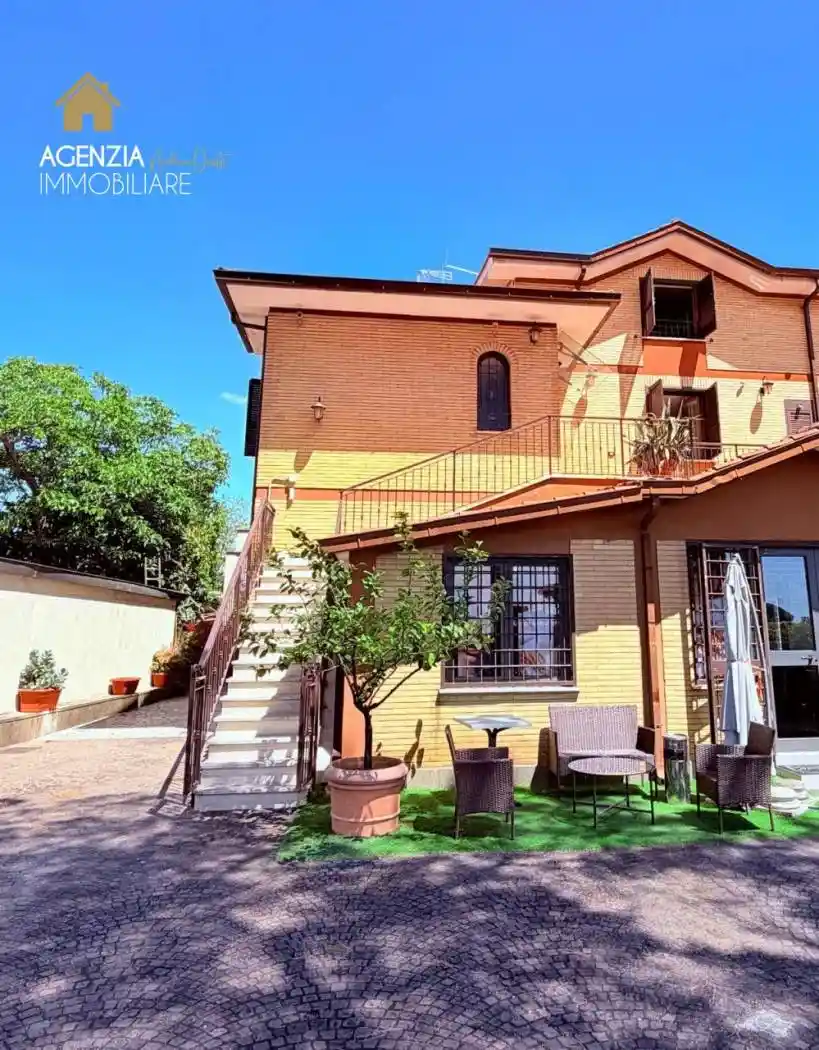 Attico - Mansarda in affitto a Frascati