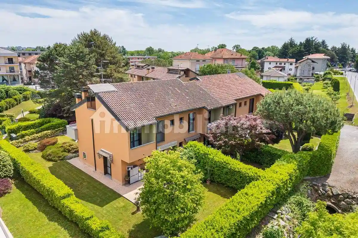 Villetta a schiera - foto 2