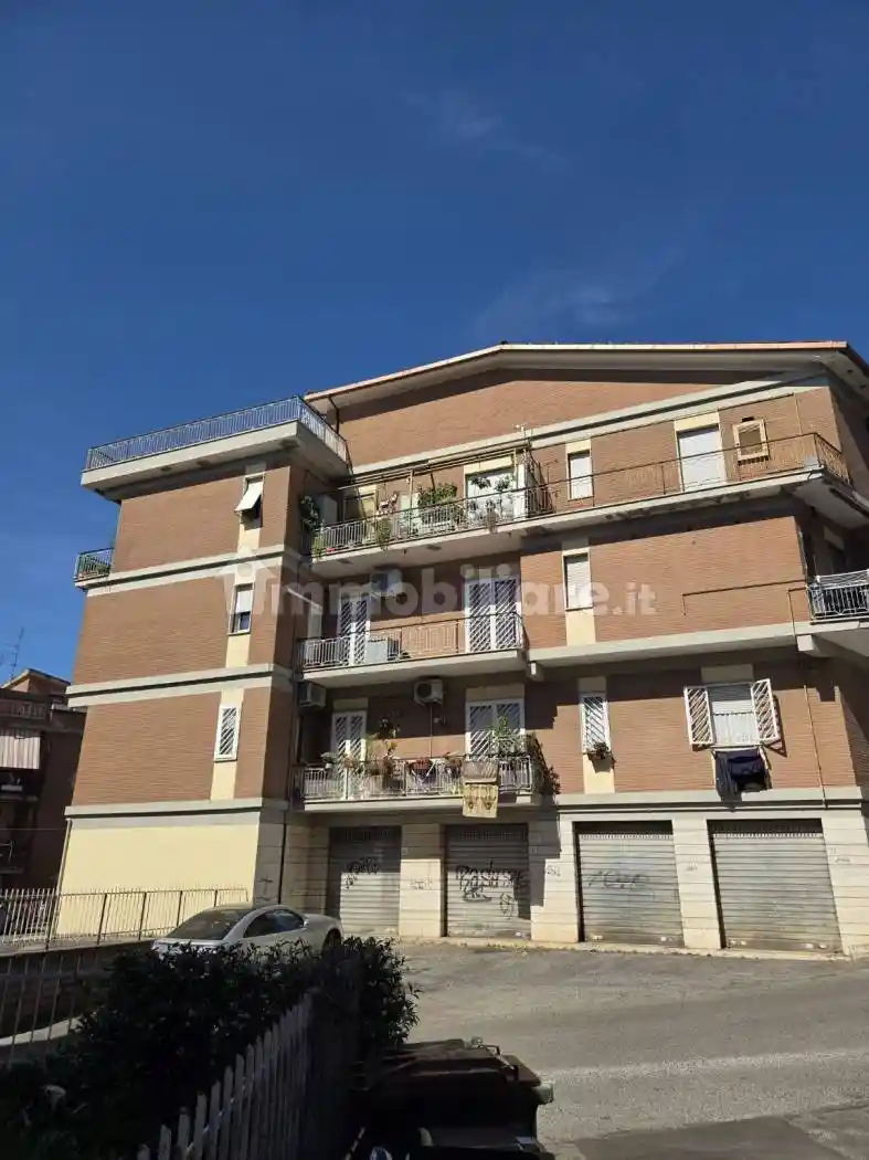 Appartamento in vendita a Genzano di Roma