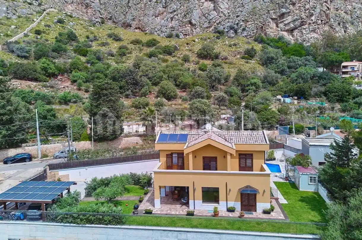 Villa in vendita a Palermo