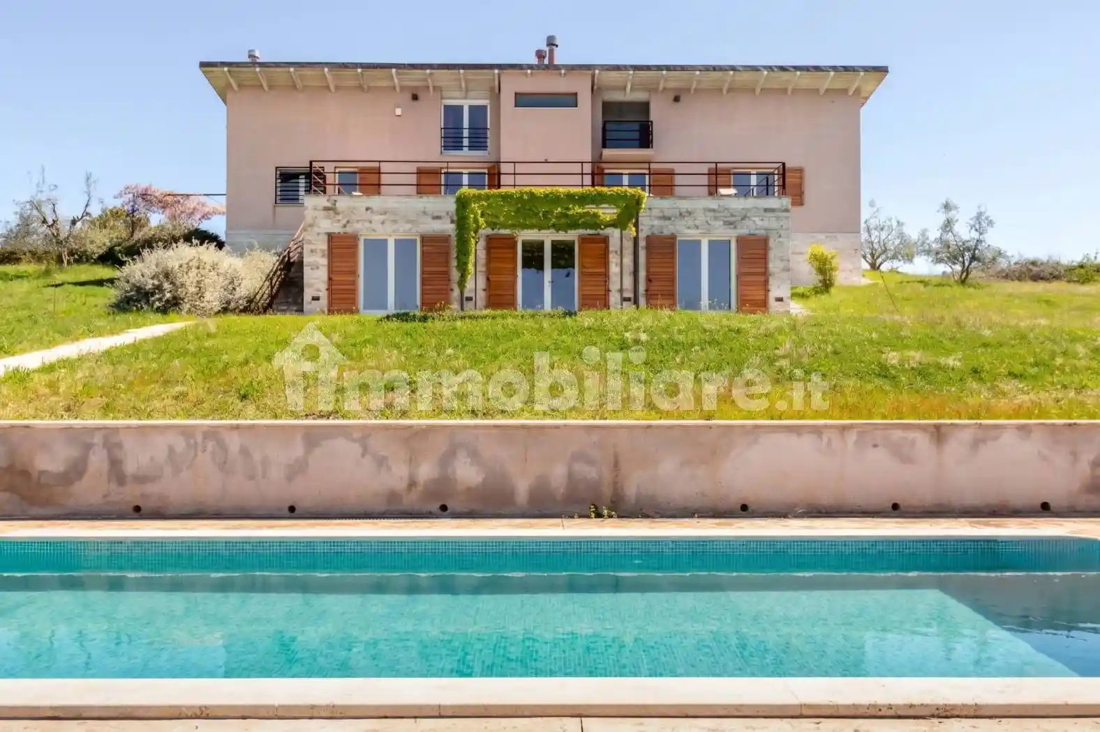 Villa in vendita a Canino