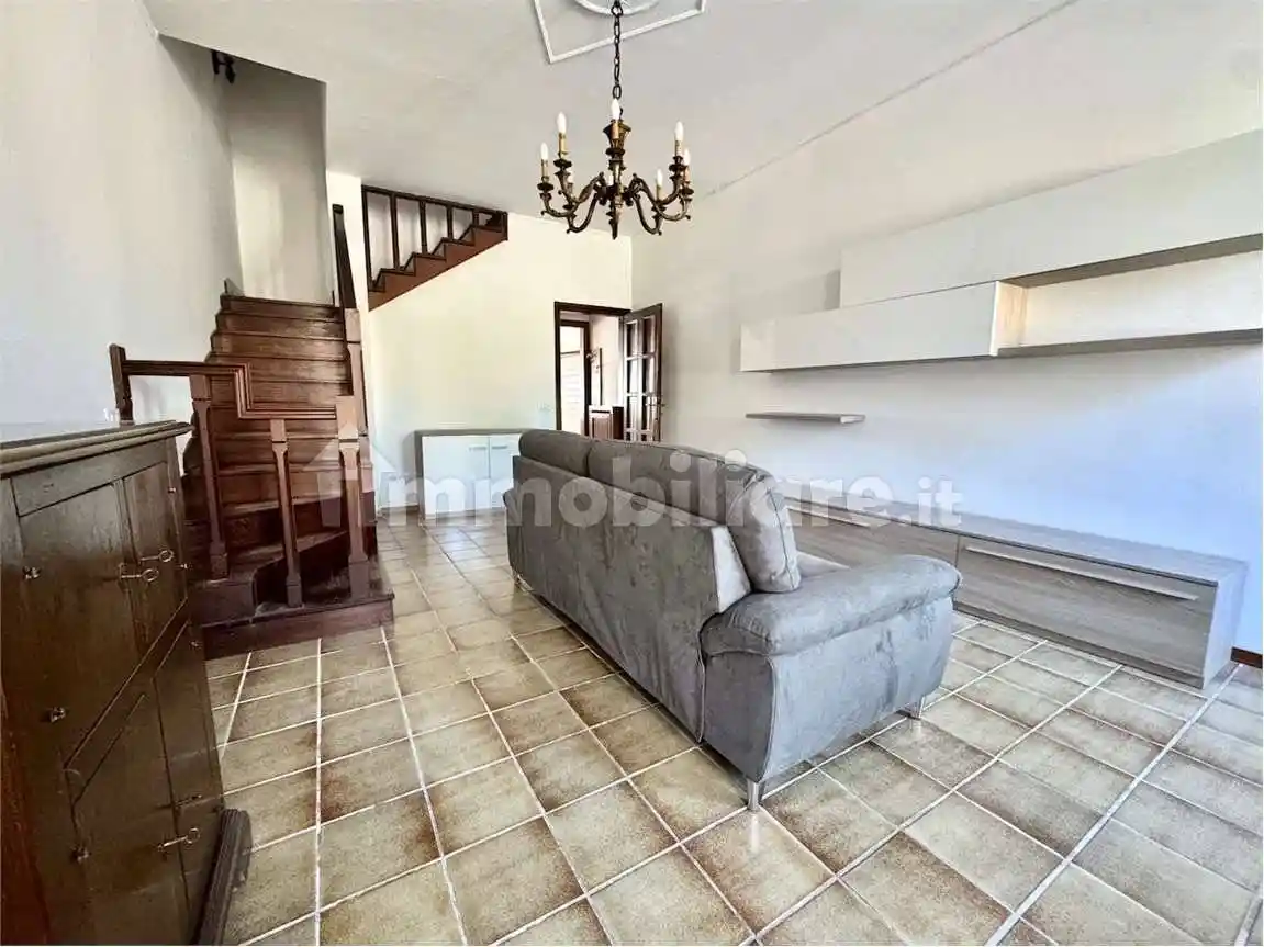 Casa indipendente in affitto a Cassolnovo