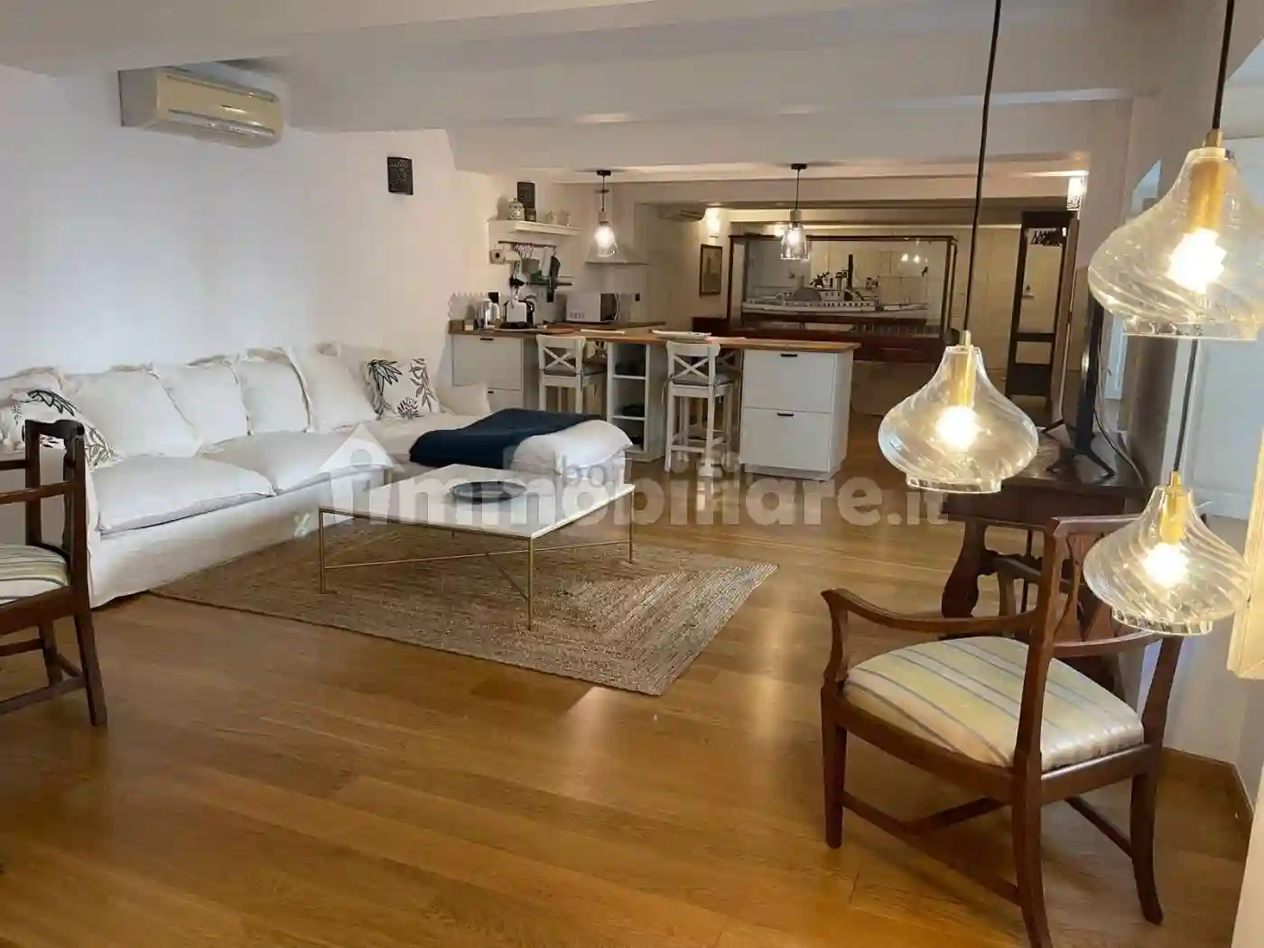 Loft - foto 2