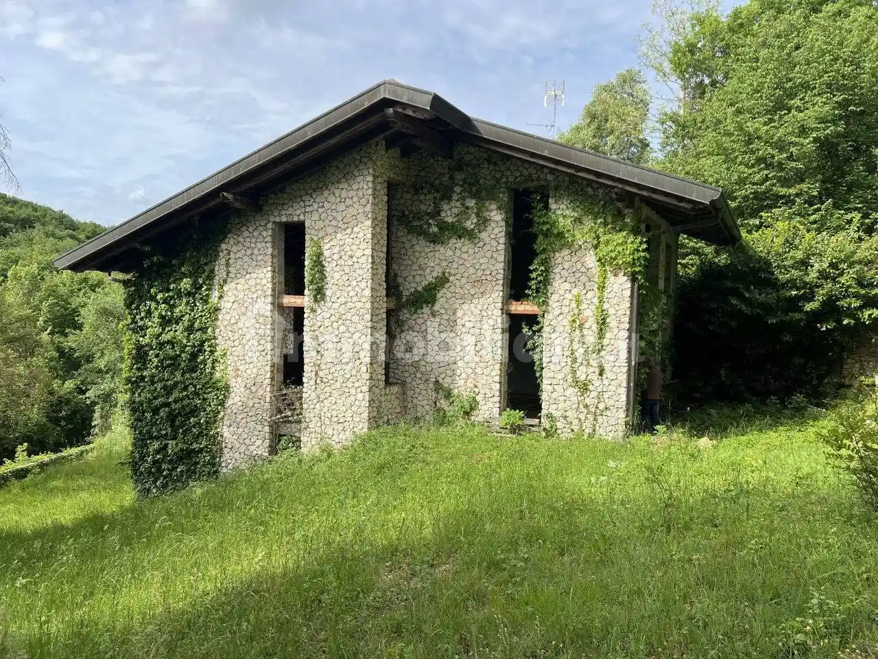 Villa in vendita a Negrar di Valpolicella