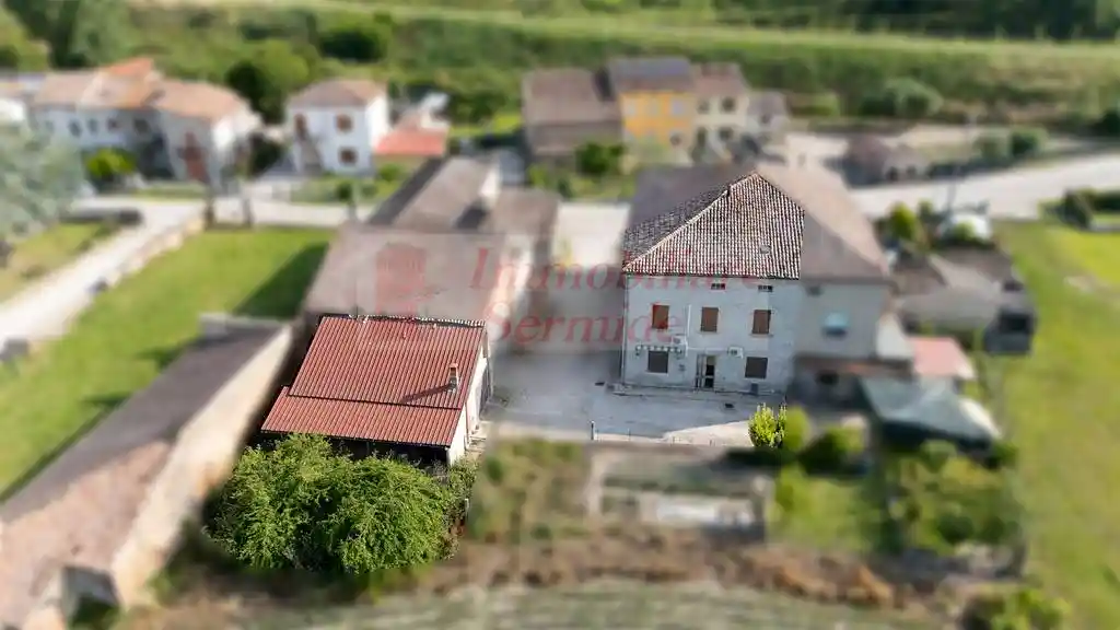 Villa in vendita a Sermide e Felonica