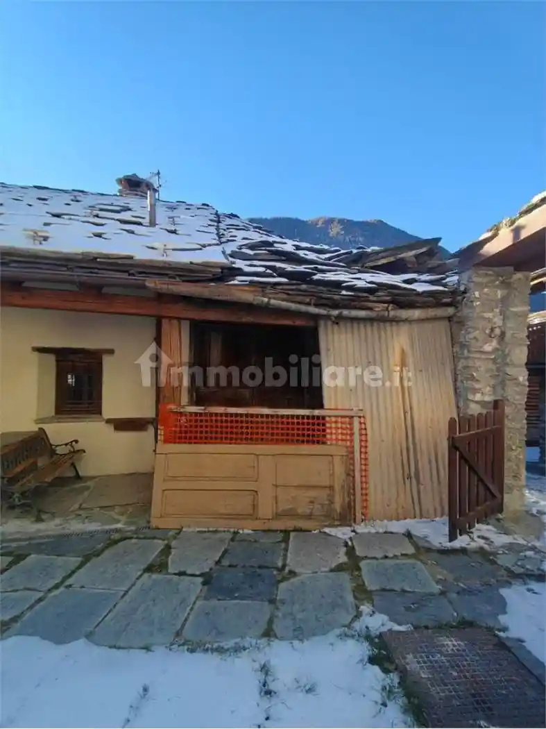 Rustico - Casale in vendita a Brusson