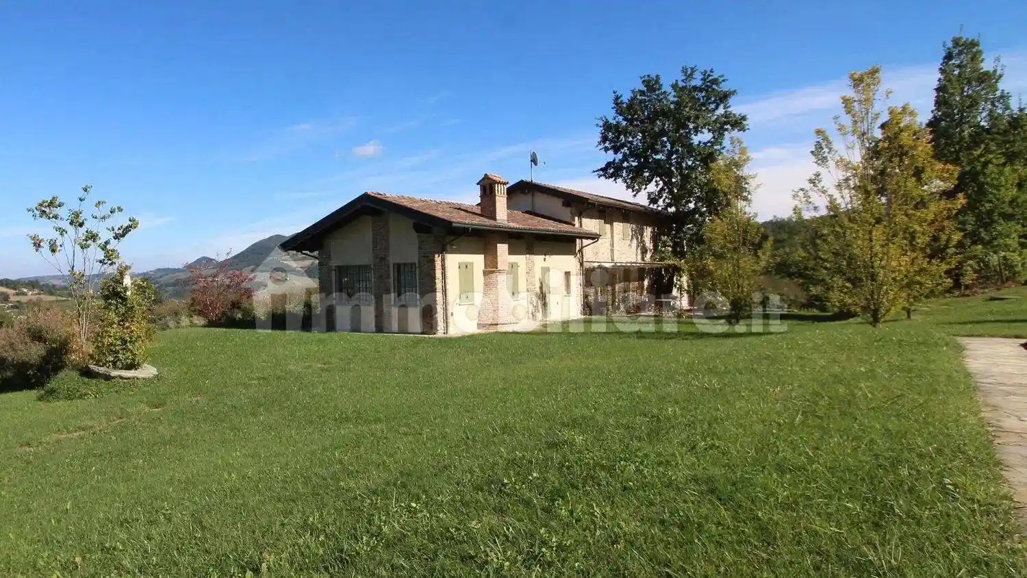 Rustico - Casale in vendita a Pianello Val Tidone