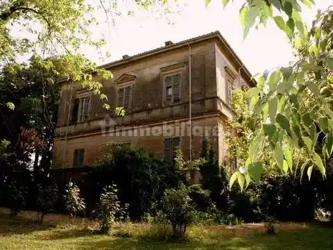 Villa in vendita a Casteggio