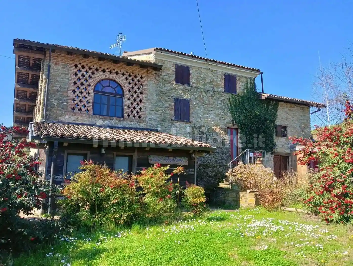 Rustico - Casale in vendita a Pianello Val Tidone